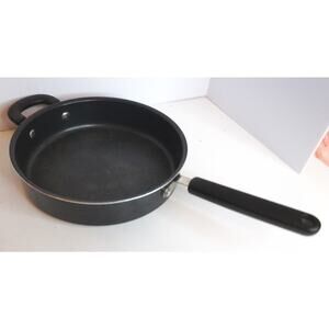 Vintage Cooks Essentials Saute Skillet Pan 2.75 Qt